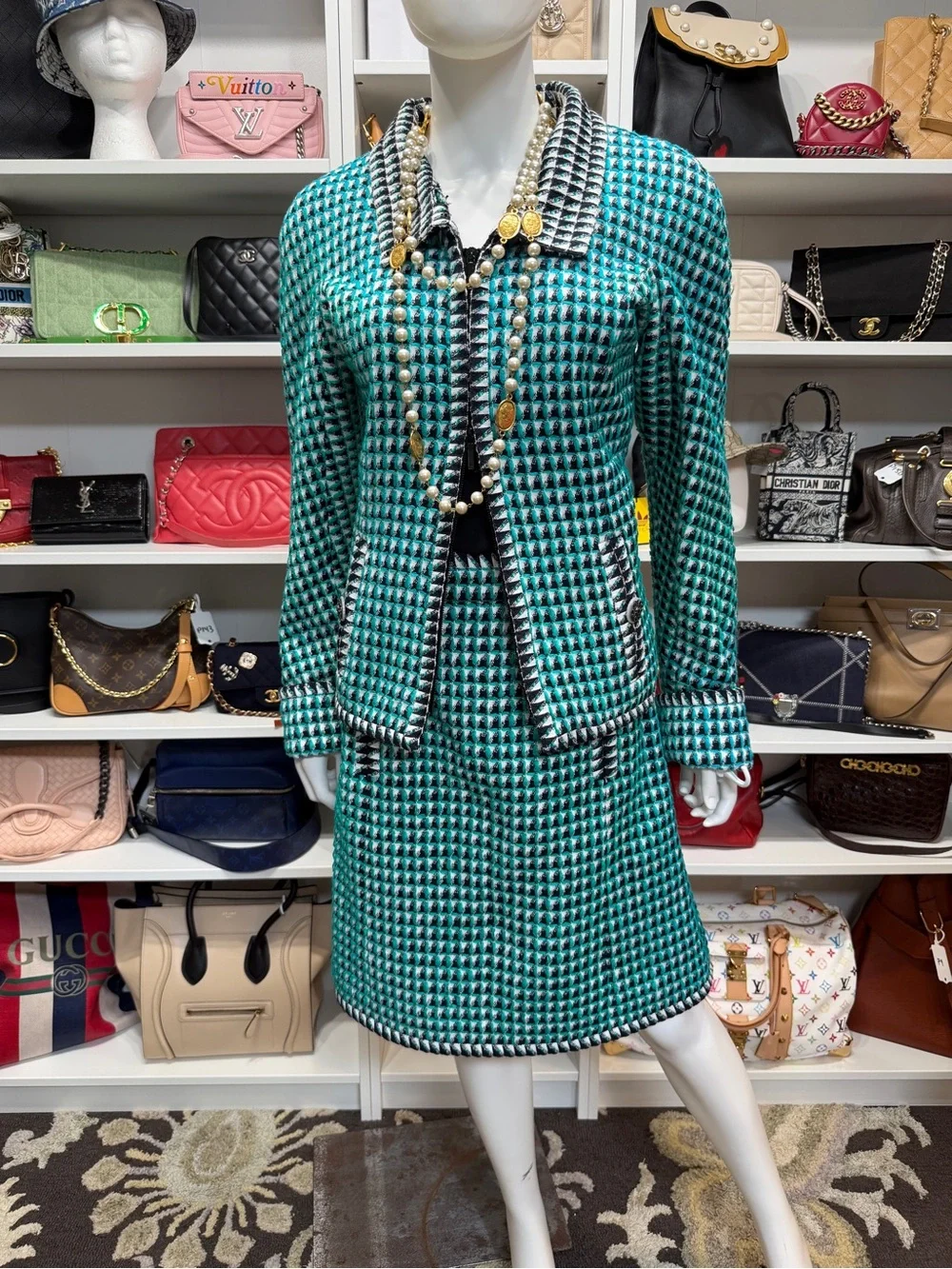CHANEL Green Wool 16C SEOUL TWEED Skirt 40 NWT